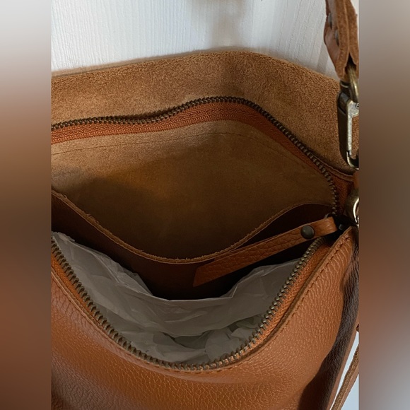 Genuine italian leather crossbody messenger - Picture 8 of 15